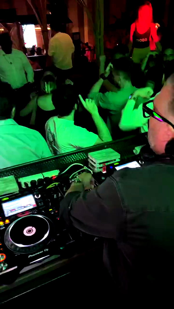 noa_mendel_ archive video preview