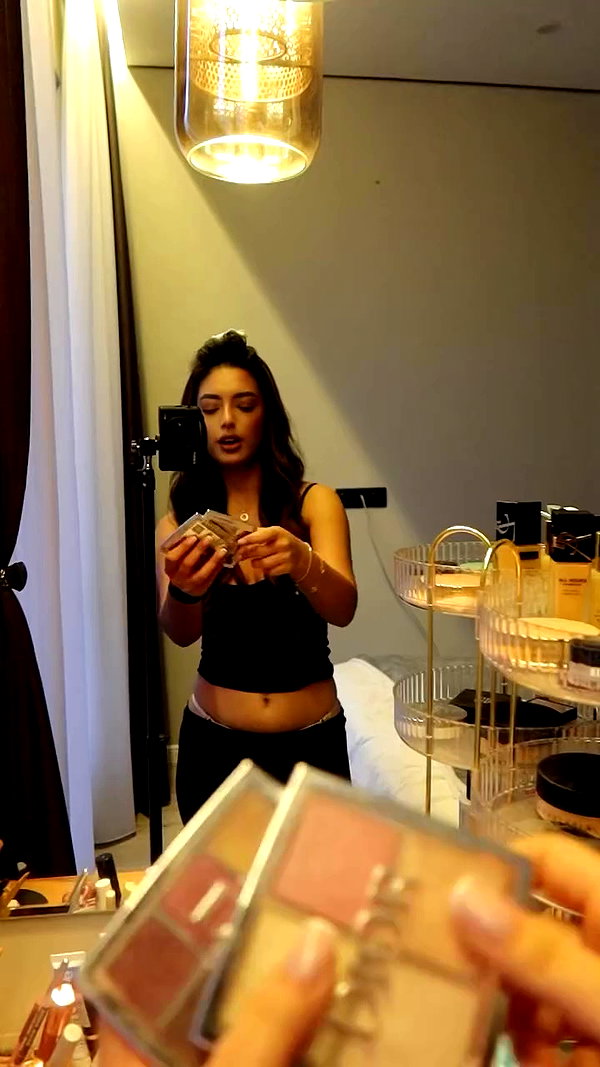 1ssakova archive video preview