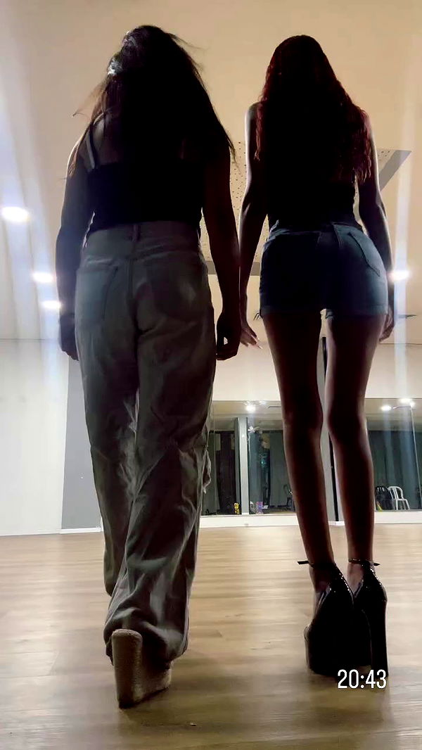 _lil_noa_ archive video preview