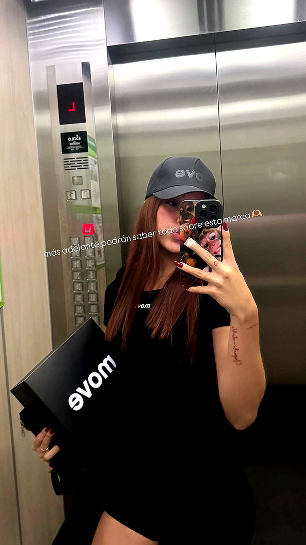 danivasquezz__ archive video preview