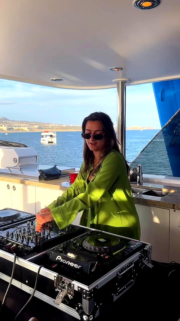 kyliecochrann archive video preview