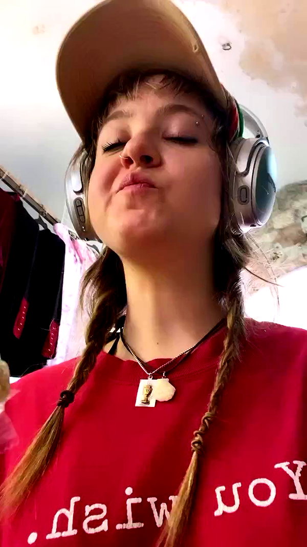_femalien archive video preview