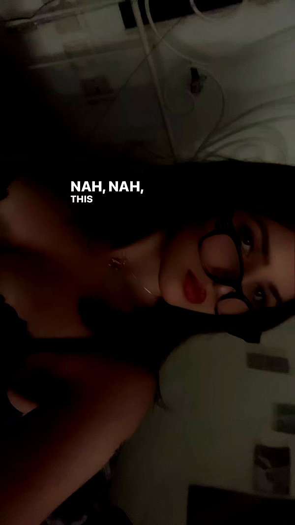 zoelegault_ archive video preview