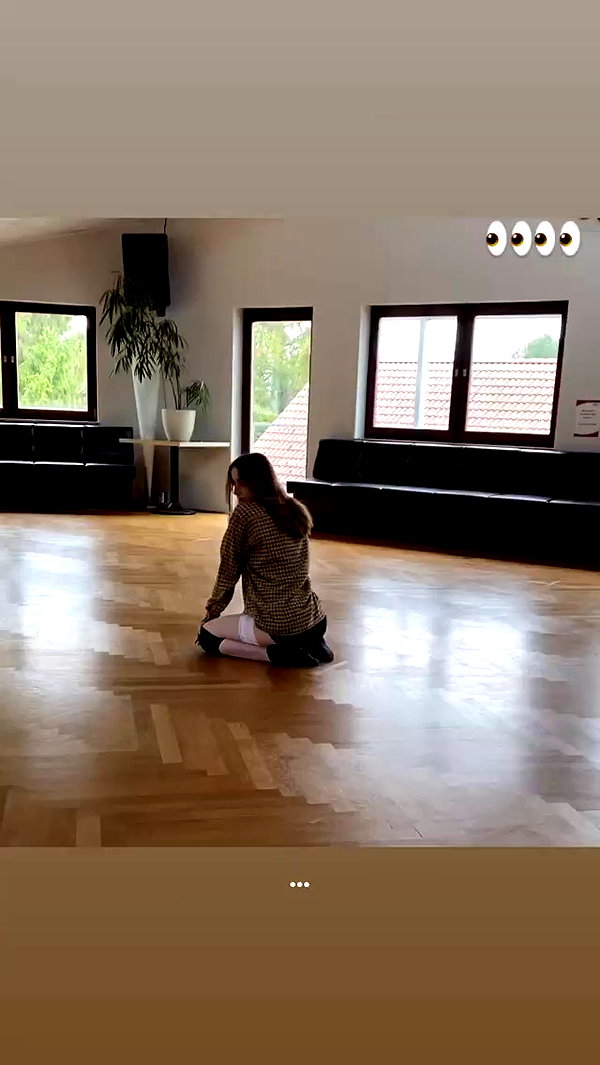 mikaya.mia archive video preview
