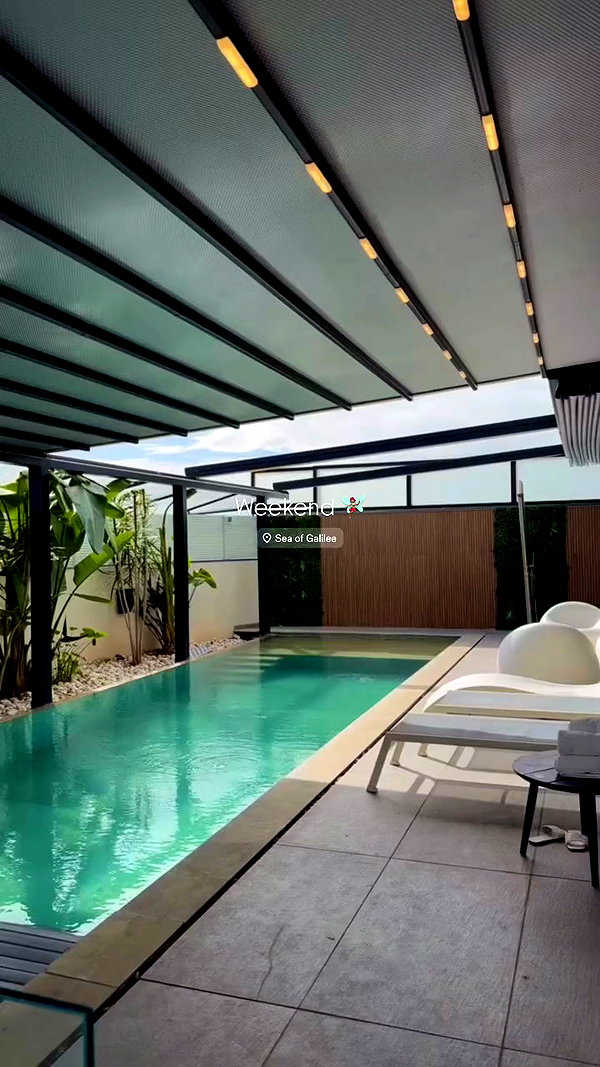 larin_manor10 archive video preview