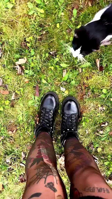 juneeberri archive video preview