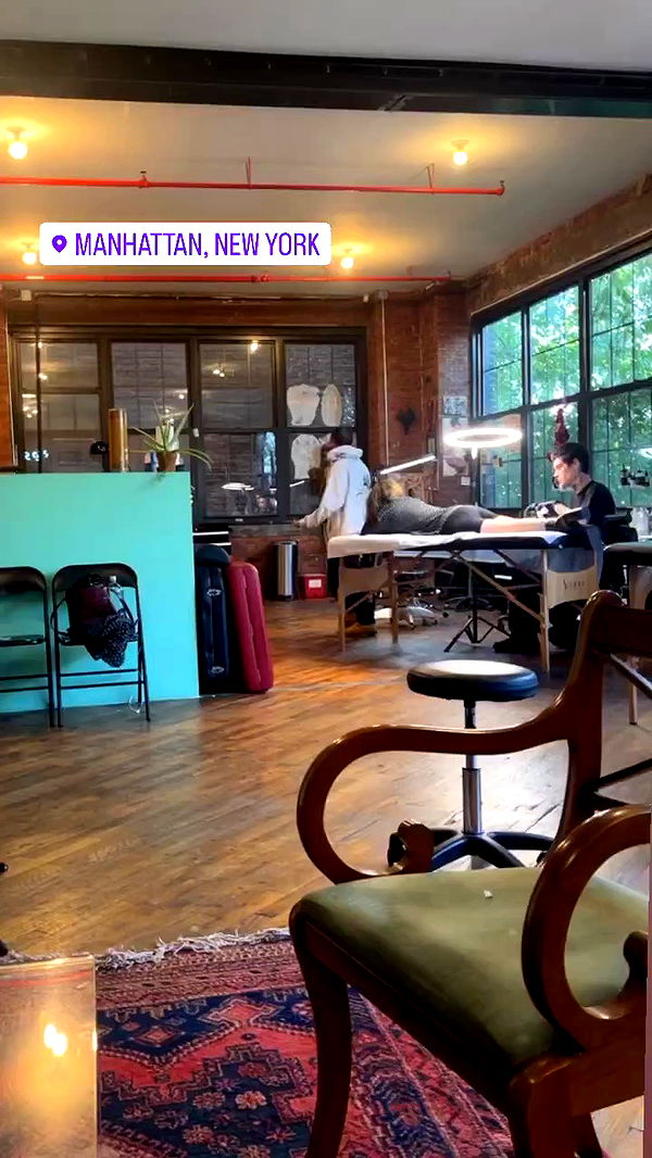 zommmbri archive video preview