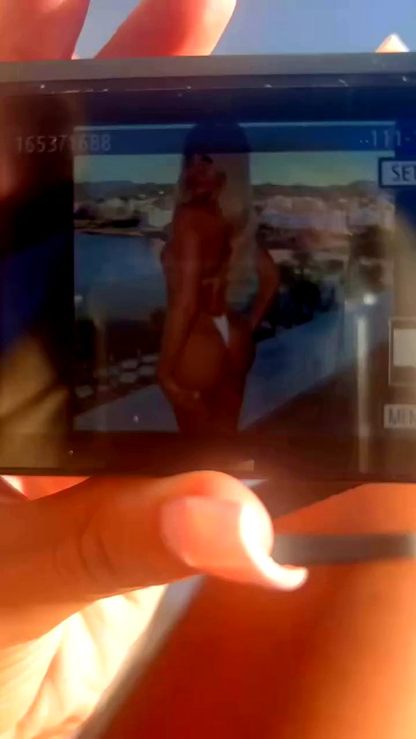 ellie.coldwell archive video preview