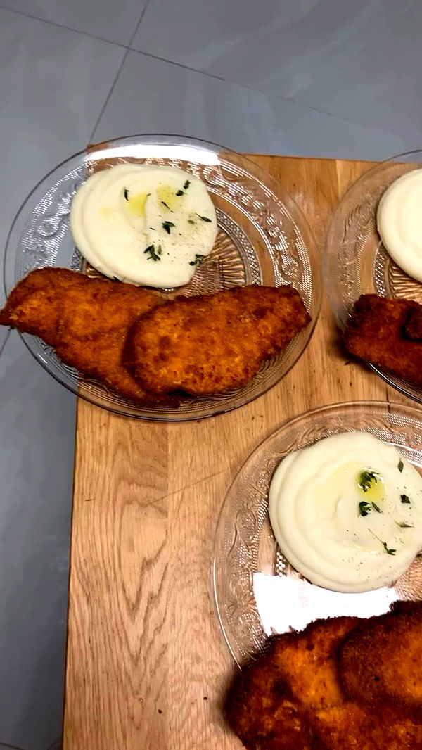 elianachetrit archive video preview