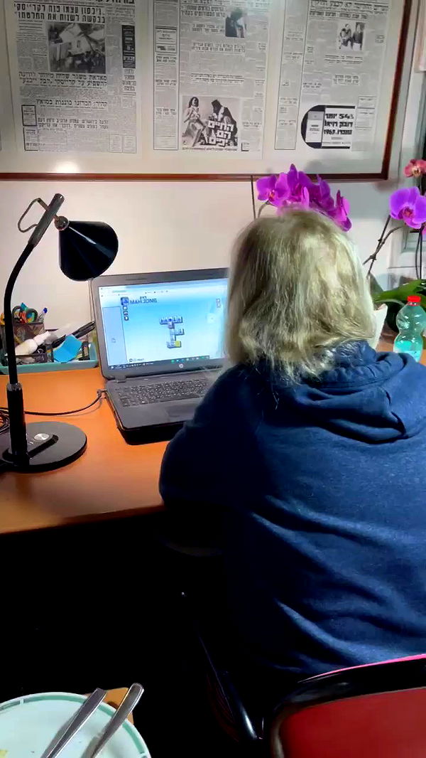 yannaidebeer archive video preview