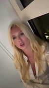 b0mbette Altpins Profile Picture