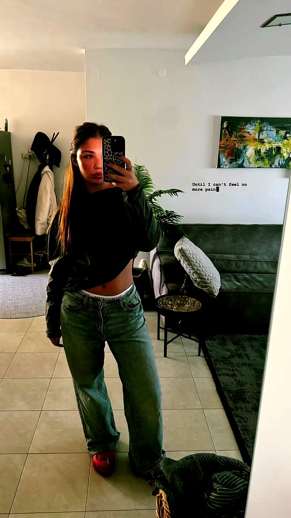 mishel_llll archive video preview