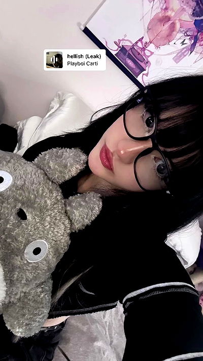 wuvkyu wuvkyu archive video