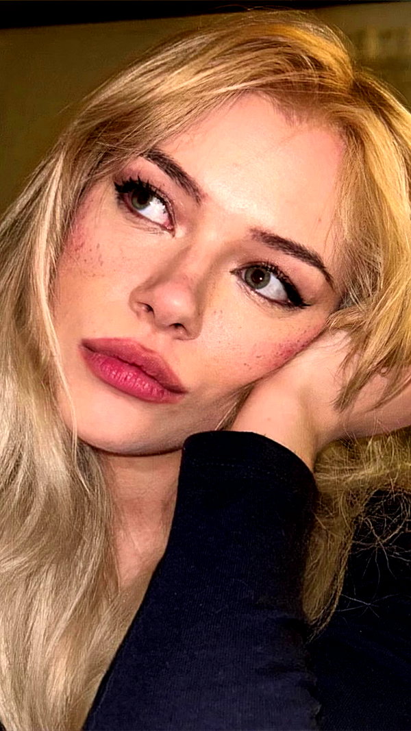 anika_braun__ archive video preview