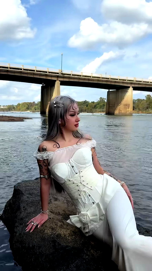 melislie archive video preview
