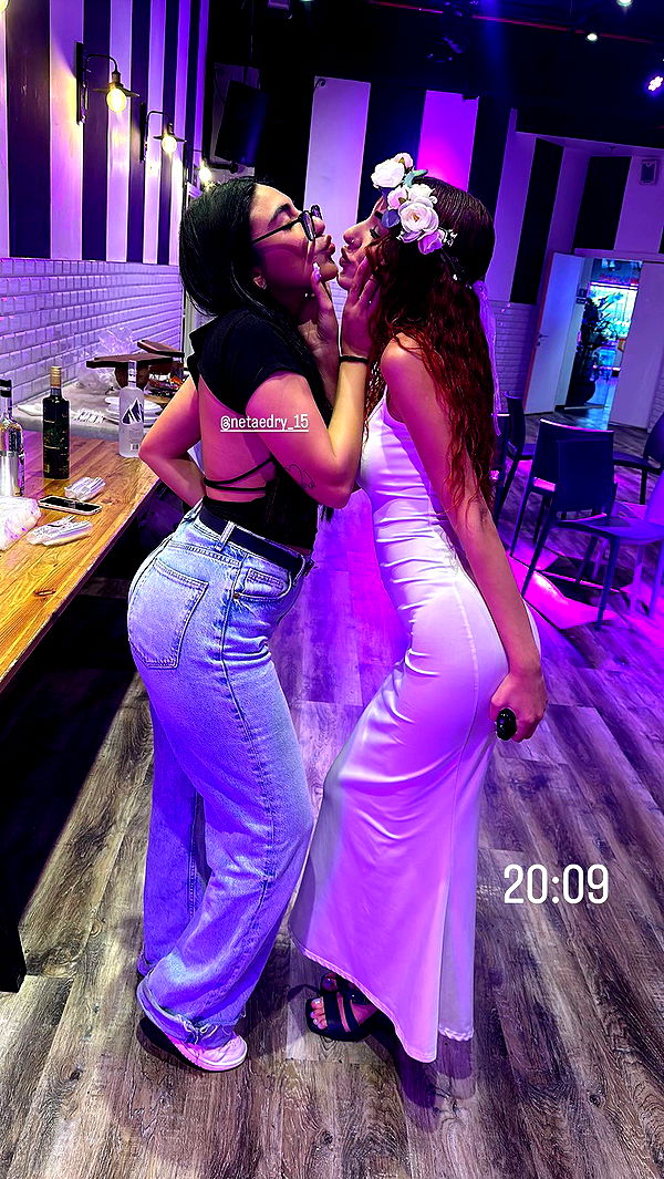 _lil_noa_ archive video preview