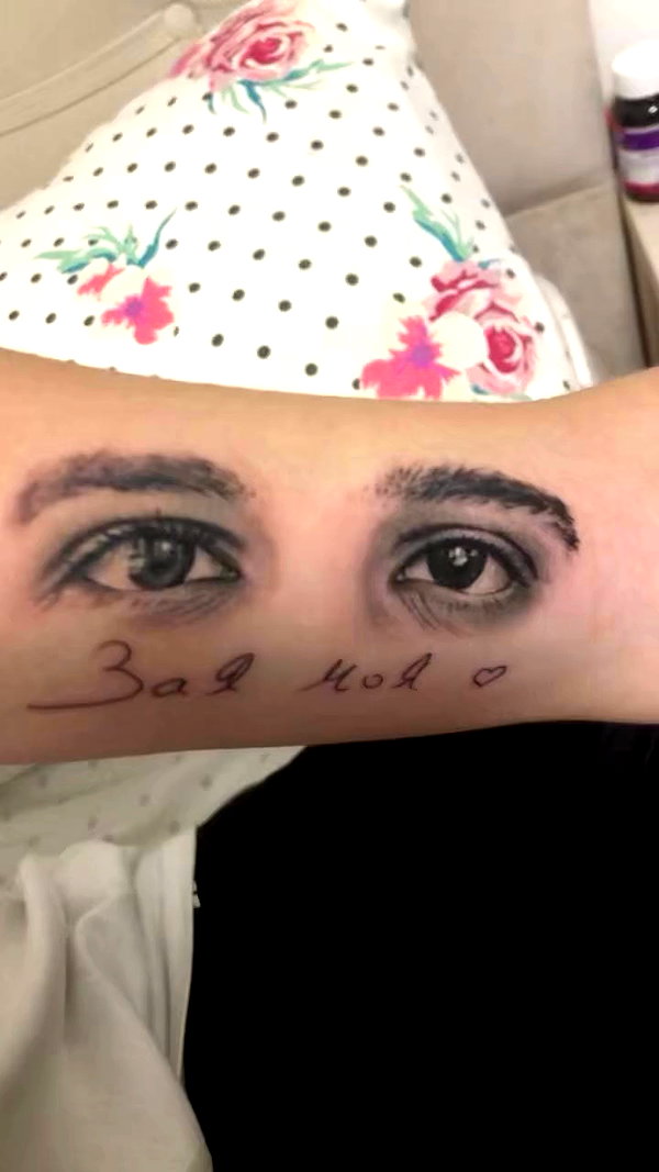 bitch_tattooist_17 archive video preview