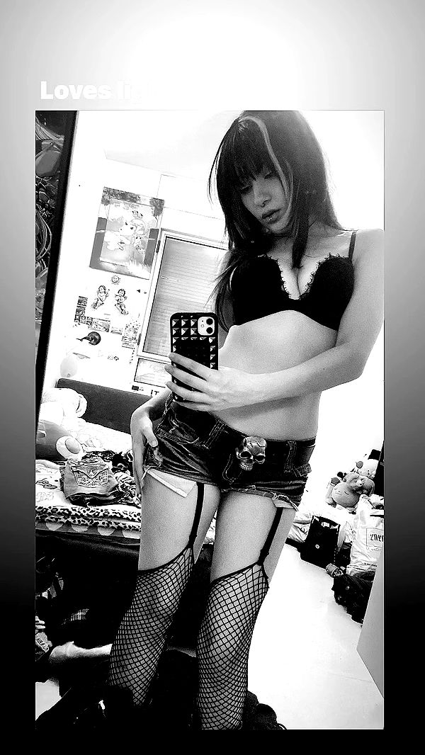 rose_xanne archive video preview