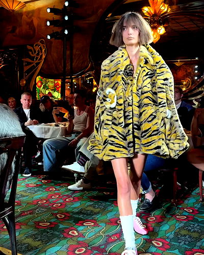 miakhalifa miakhalifa archive video