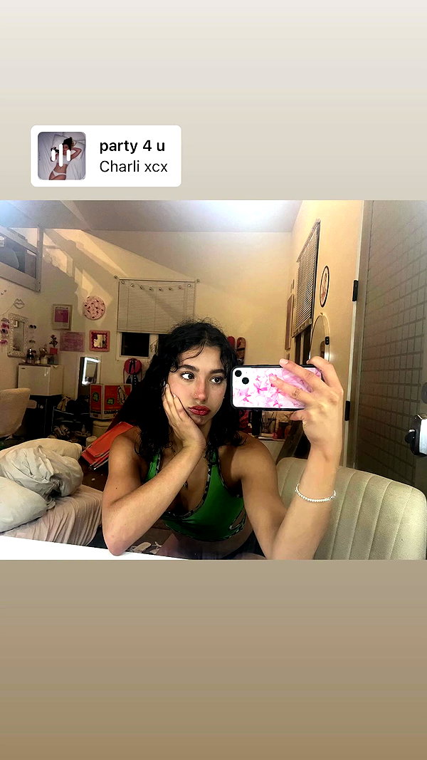 naya_montanero archive video preview