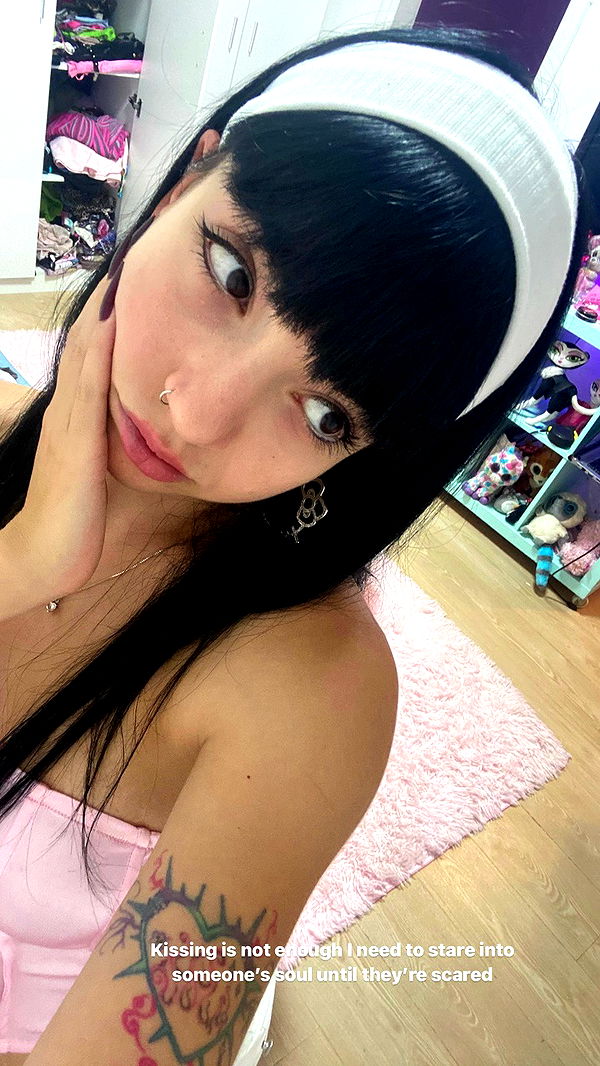 yam_adler archive video preview