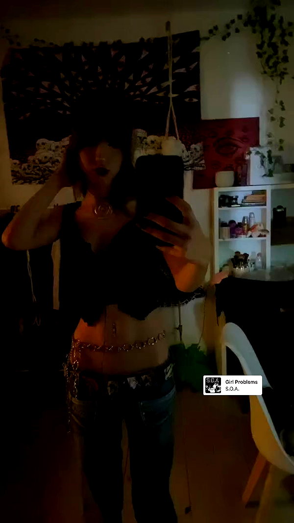 ella_loilta18.4 archive video preview