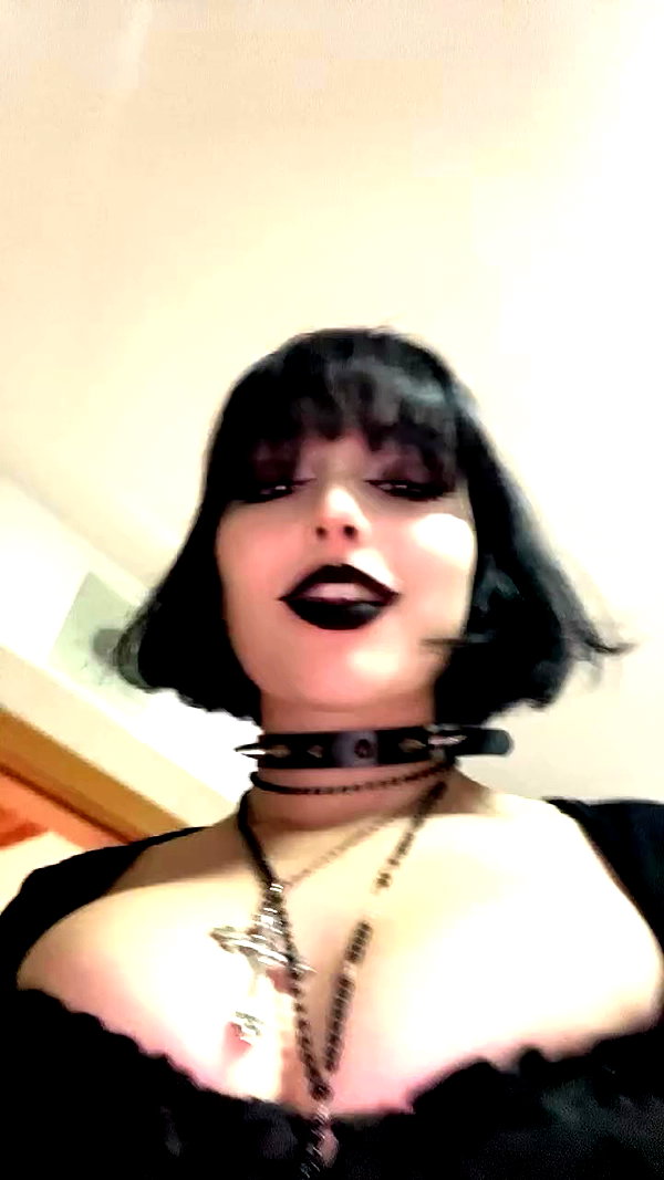 vampx.mika archive video preview