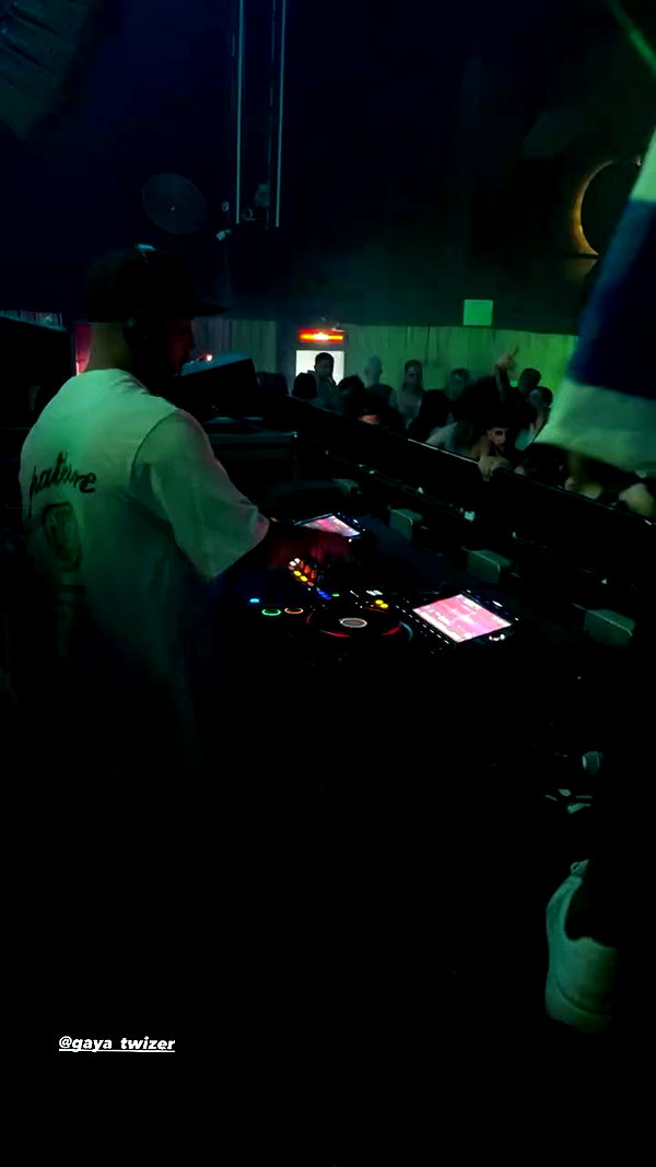 gaya_twizer archive video preview
