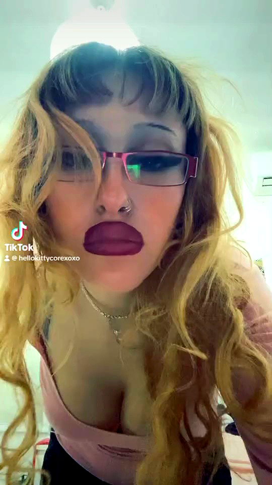 manic__sexdoll archive video preview