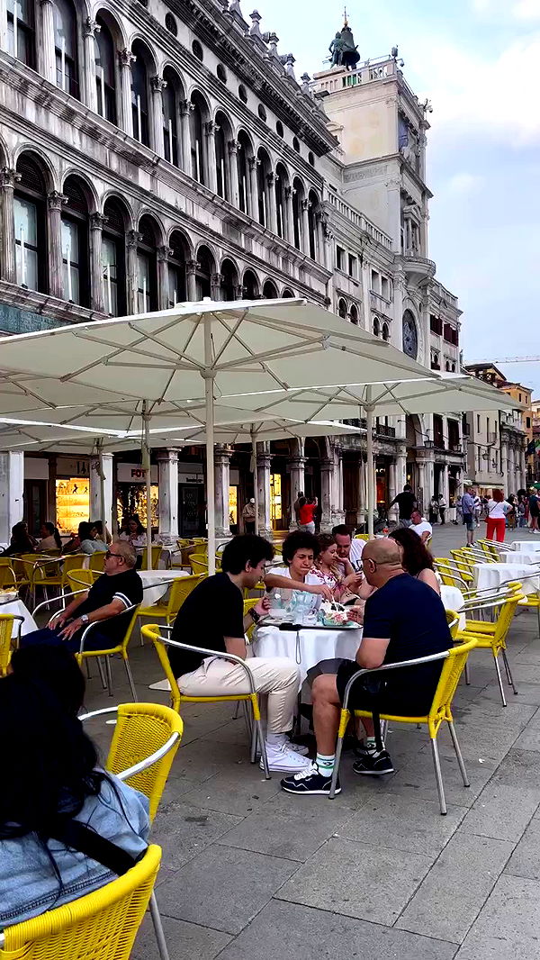 emily.otaku archive video preview