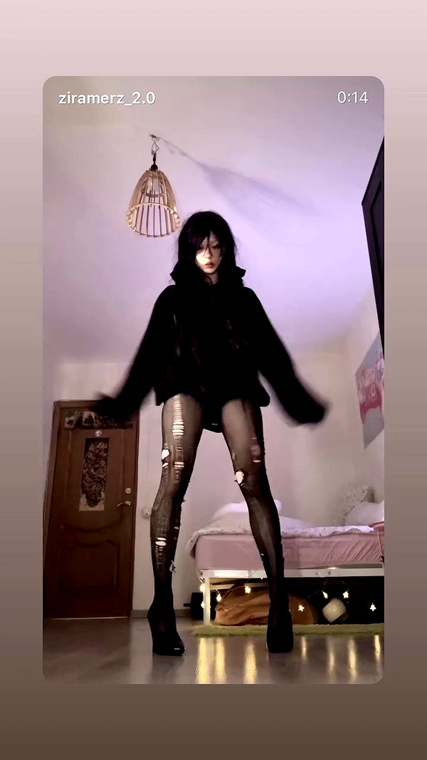 zira_merz archive video preview