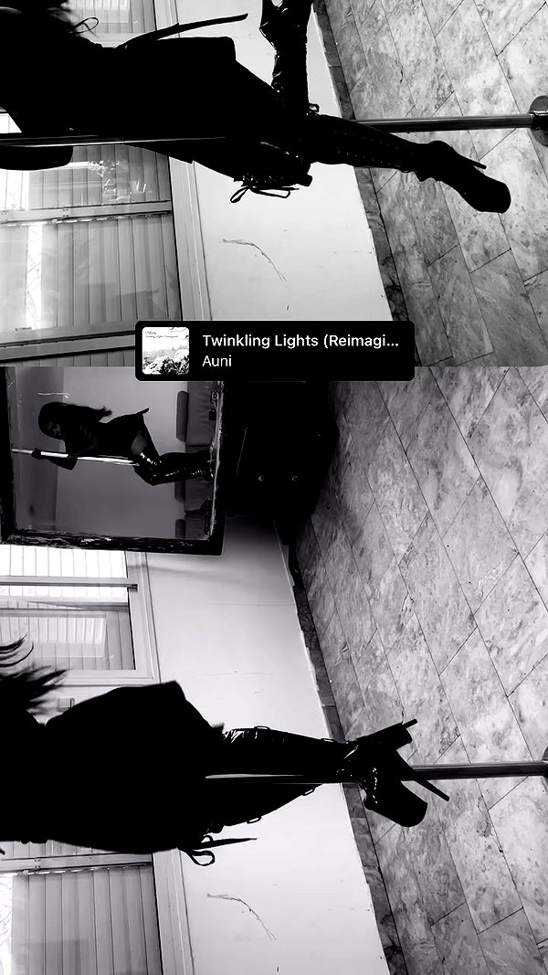 liiuuar archive video preview