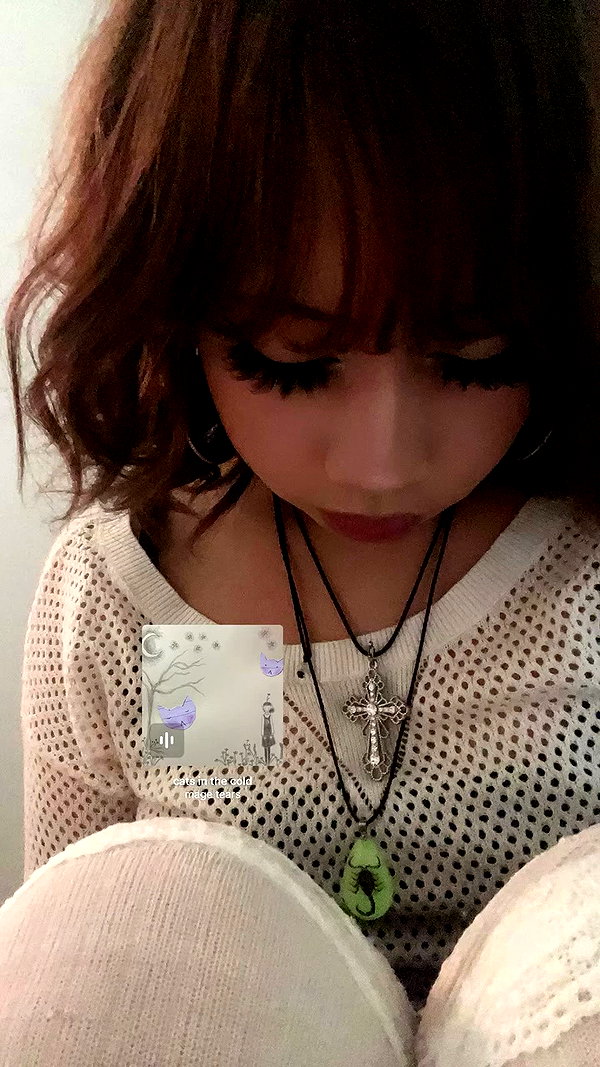 karis.gutz archive video preview