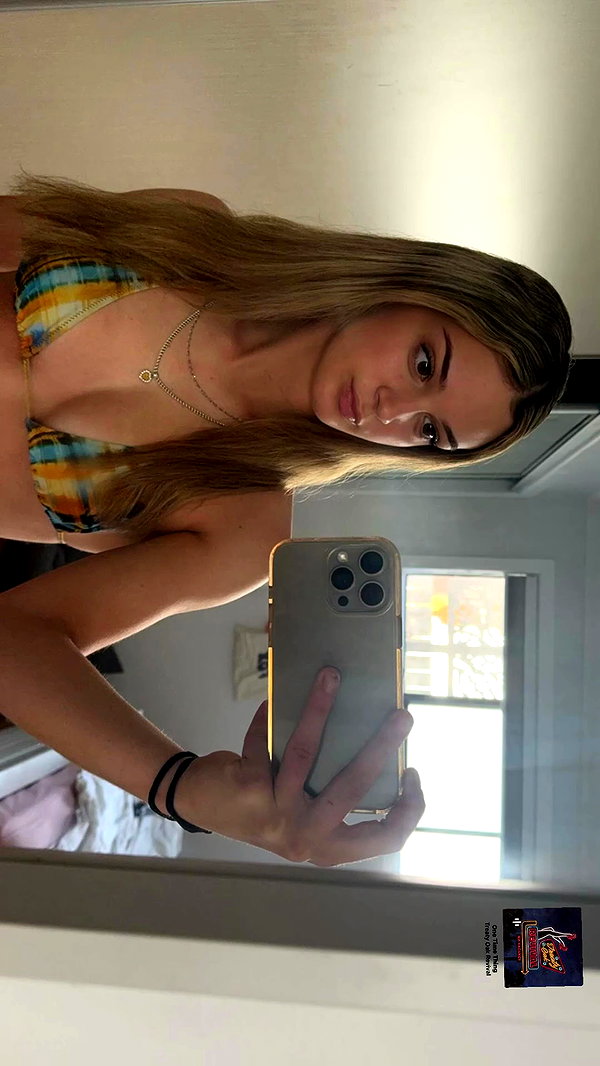alyssasreynolds archive video preview