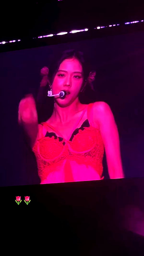 ywwyiiing archive video preview