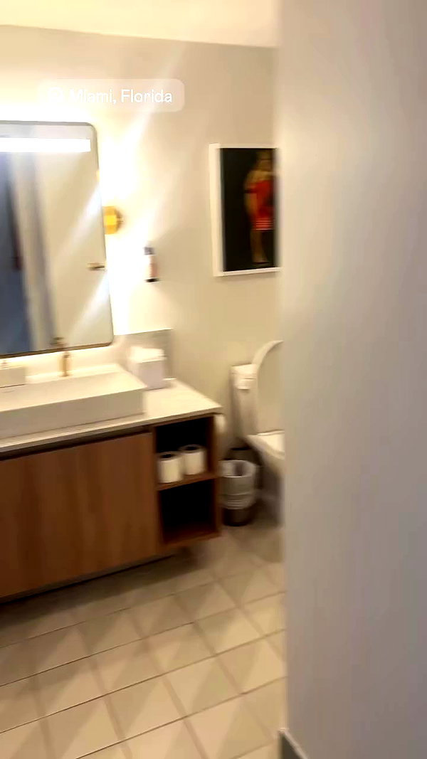 leahsylvander archive video preview