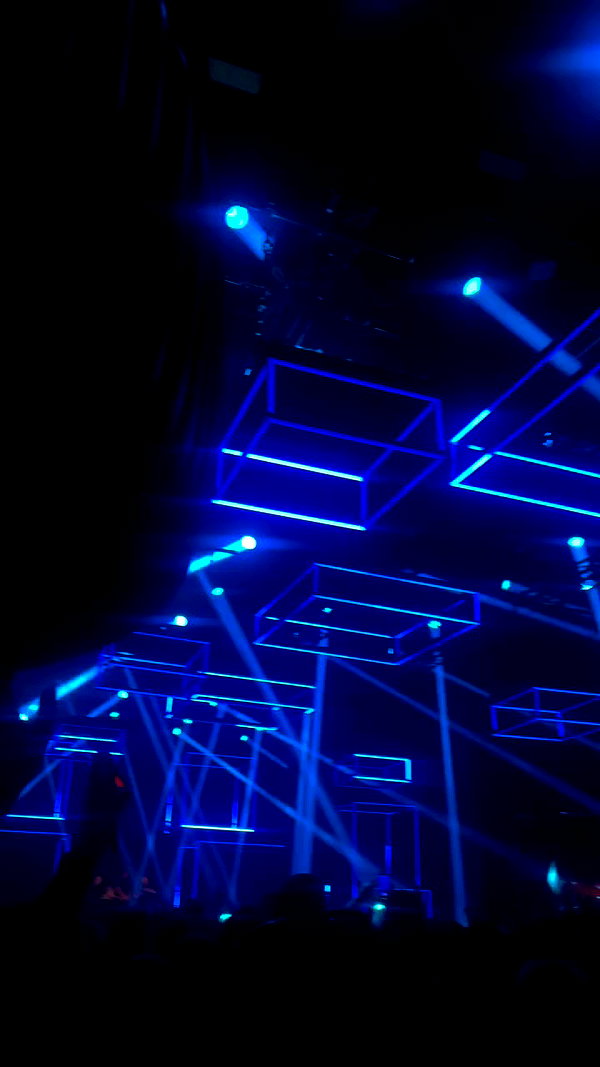 ellauk archive video preview