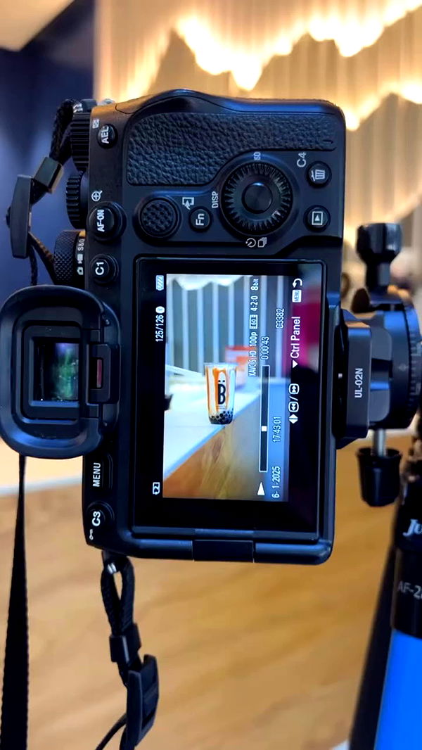 emily.otaku archive video preview