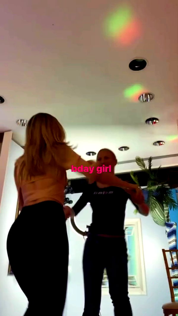 v.qx archive video preview
