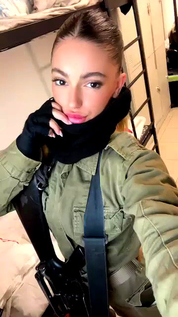 larin_manor10 archive video preview