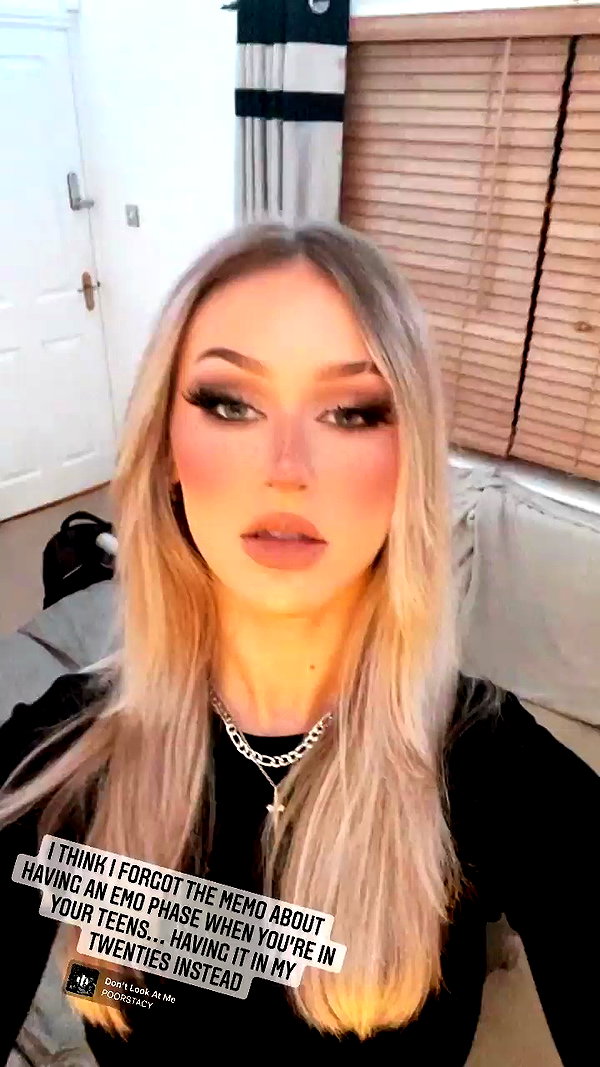 elena_blur archive video preview