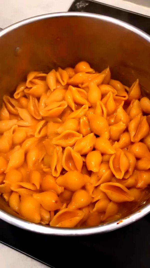 elianachetrit archive video preview