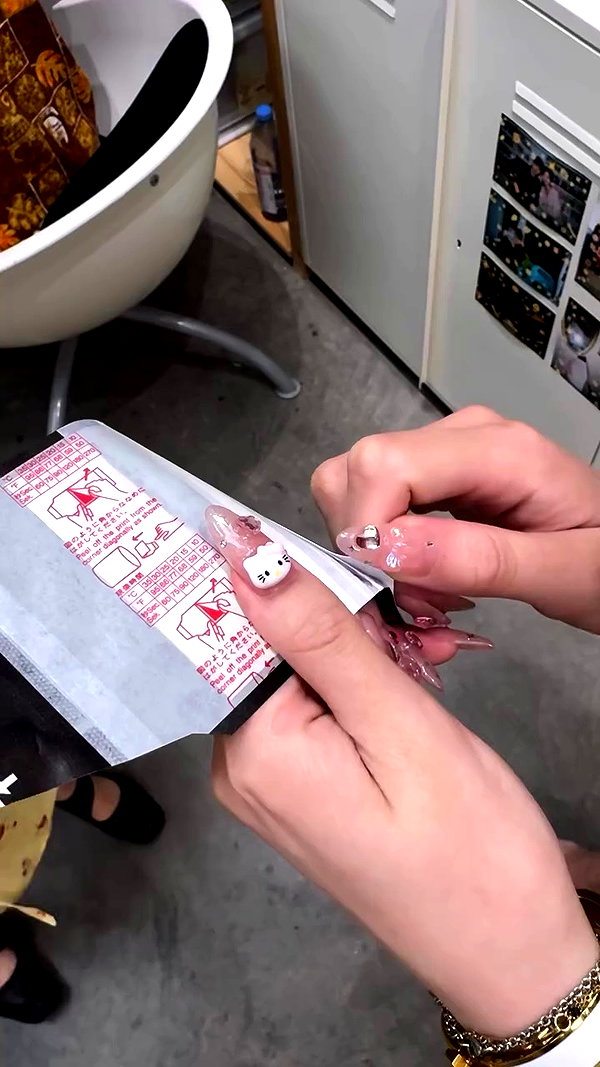 j.yce archive video preview