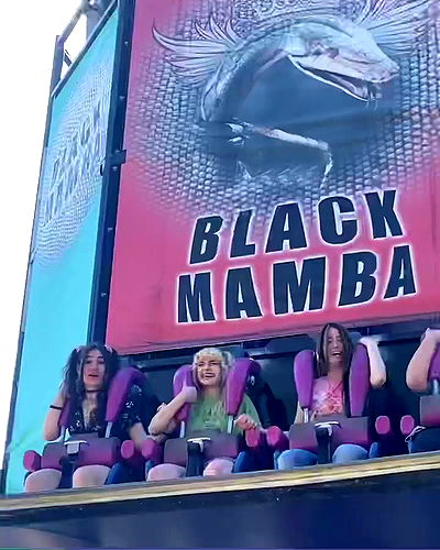 feelbetterinmysweater feelbetterinmysweater archive video