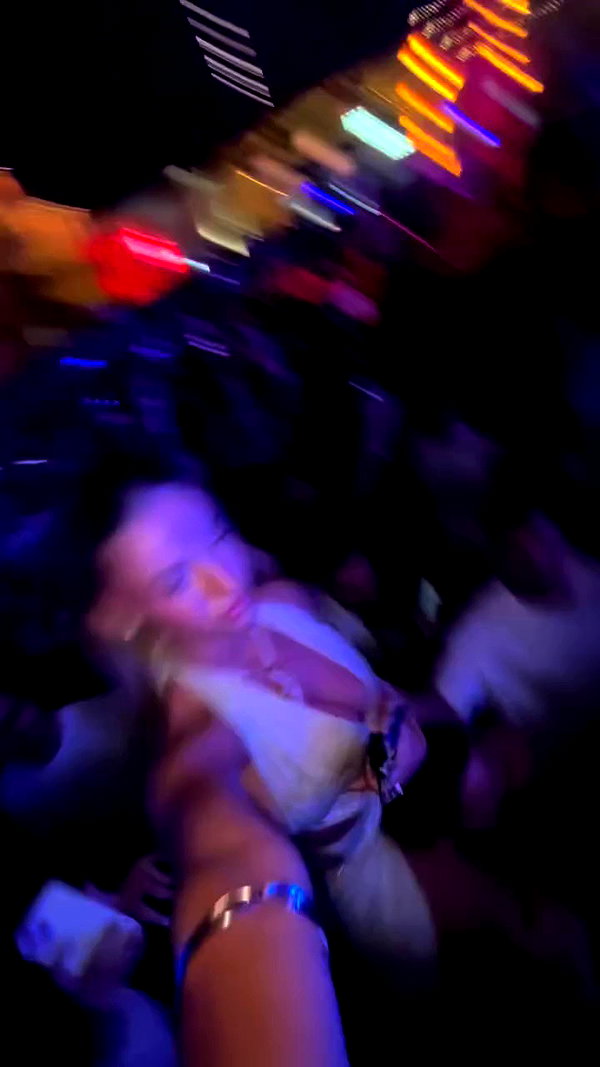larin_manor10 archive video preview