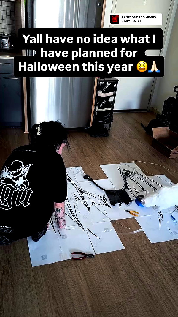 nikkibitez archive video preview