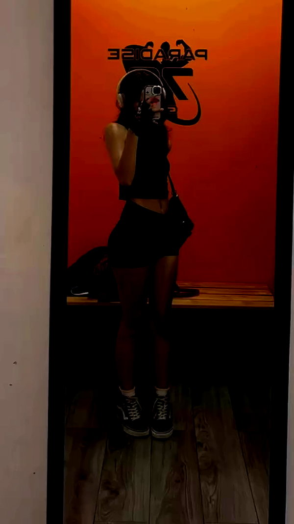 urluv.09 archive video preview