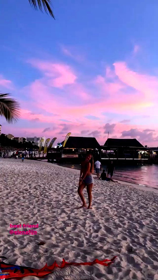 laurasaponara archive video preview