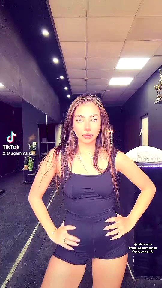 agam__mallka archive video preview
