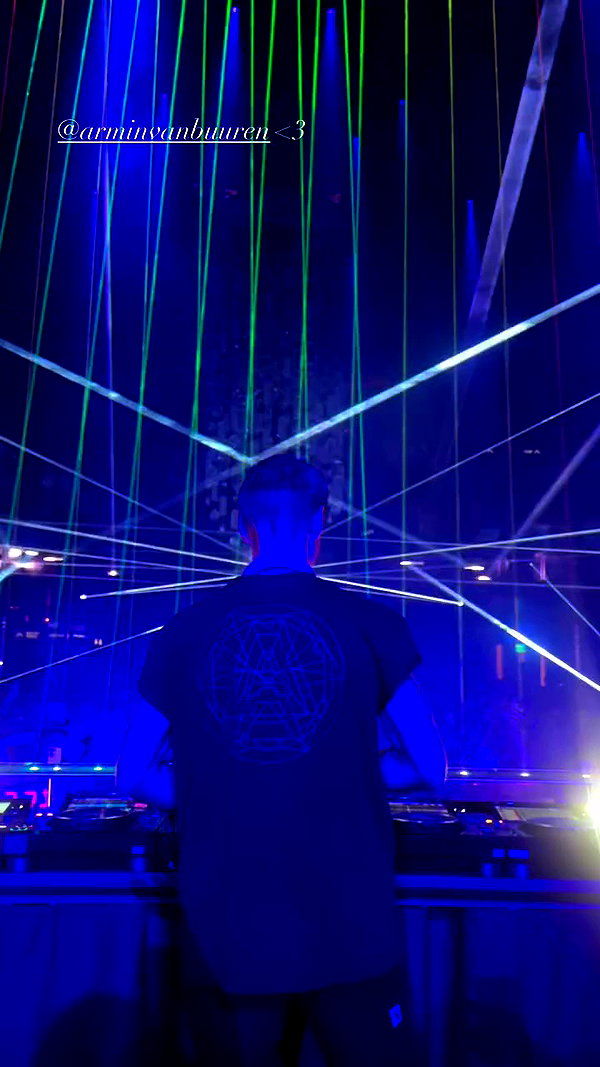 j.yce archive video preview